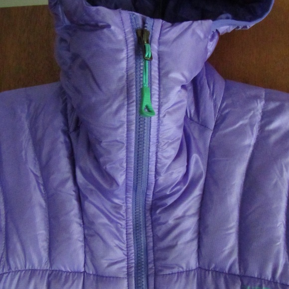The North Face Lavender Women's Lightweight Cold Weather Puffer Jacket S - Picture 4 of 15